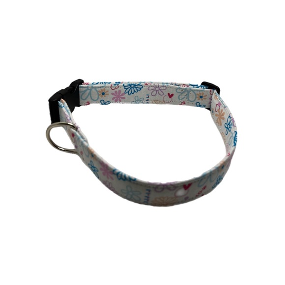 1” White/Spring Flowers Dog Collar - Picture 2 of 8